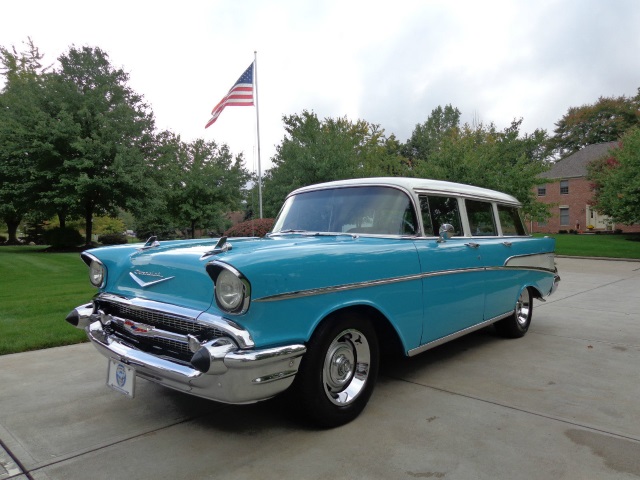 ABSOLUTELY GORGEOUS 1957 Chevy Wagon Model 210
