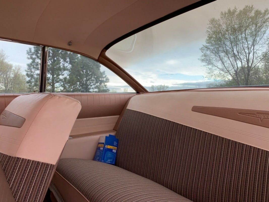 1959 Pontiac Catalina interior