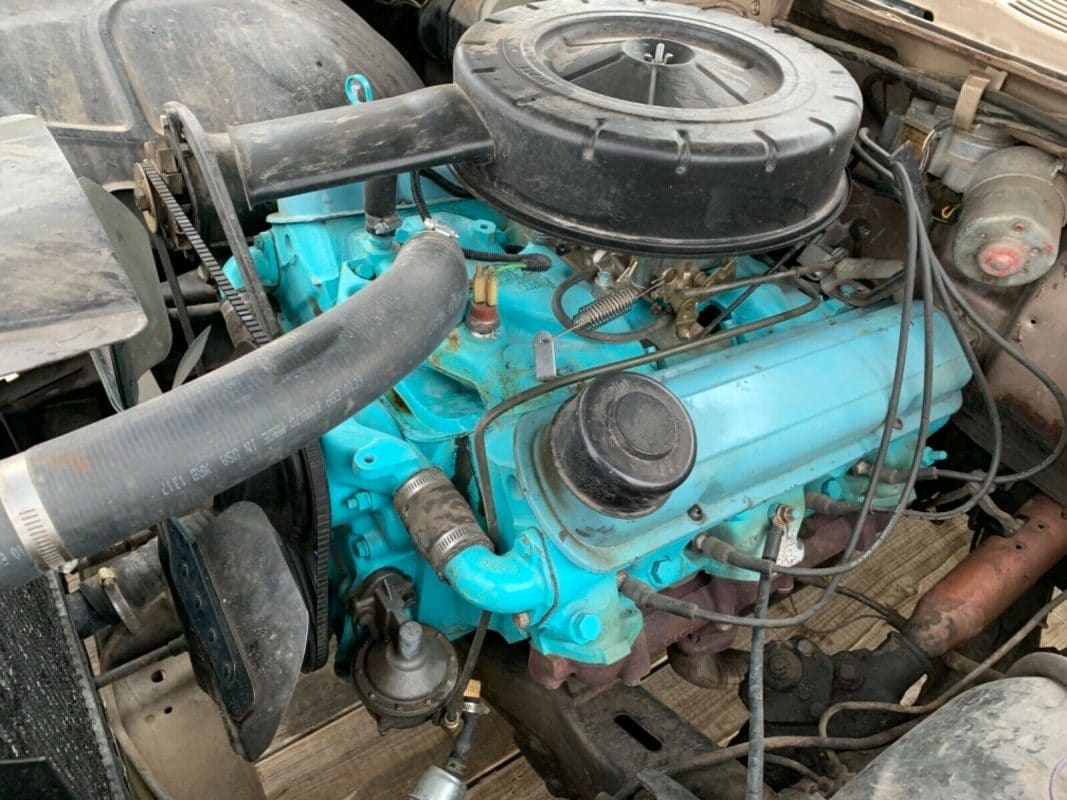 1959 Pontiac Catalina engine